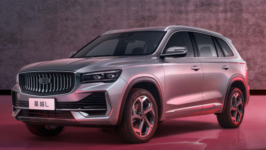 吉利成功打造旗舰SUV：8AT动力、2.0T引擎，月销过两万辆，实力震撼世人！