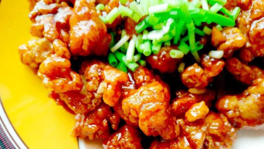 英文版：What is Leftover Pork鸡? The Story Behind the Name leftover pork chicken?