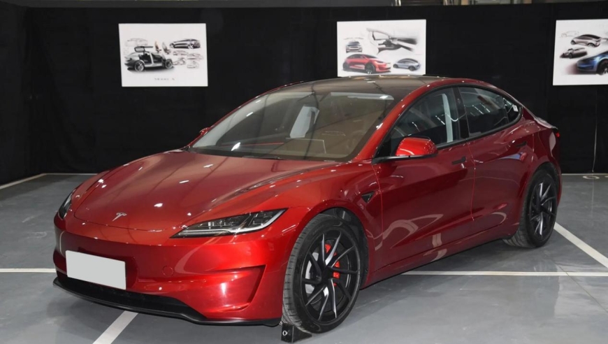 小米SU7竞品策略激烈，特斯拉Model 3回归战场：营销攻势力度十足