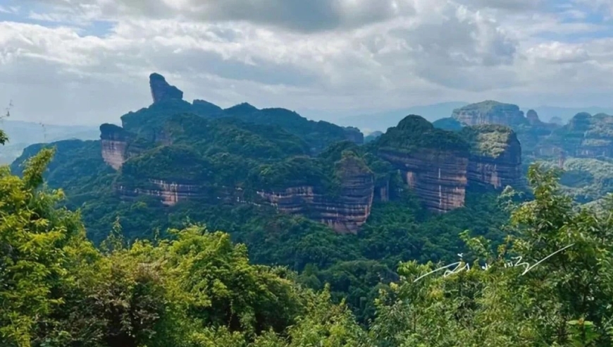 韶关市仁化县：中国首个世界自然遗产之地，不容错过的魅力旅游胜地！