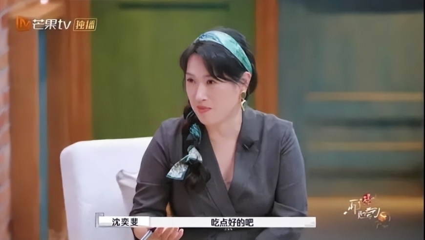 黄圣依与杨子的婚姻之路：网友热议，这是离不了的吗？