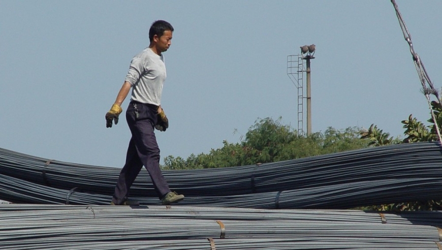 钢铁协会称推进行业联合重组：是否能摆脱‘越生产越亏损’的困境？