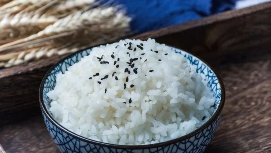 只需轻轻一划，让你的每一口饭都更健康：米饭在烹饪过程中的营养价值处理技巧