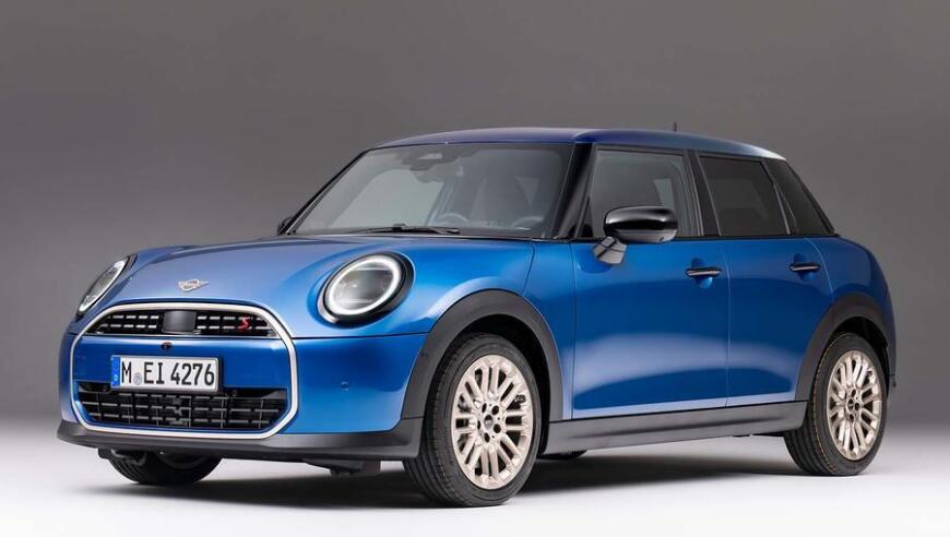 全新 MINI 燃油车家族全面上市：20.88 万元起

MINI 燃油车家族惊喜登场！20.88 万元起的全新车型即将震撼上市。

MINI燃油车家族新成员闪亮登场！20.88万起的价格让你心动不已。

全新 MINI 燃油车家族来了！20.88万起的亲民价格满足你的购车需求。

MINI 燃油车家族带你开启全新的驾驶体验！20.88万起的预售价格让你轻松上路。

MINI 燃油车家族现已正式上市，20.88万起的价格让你秒杀同级竞品。