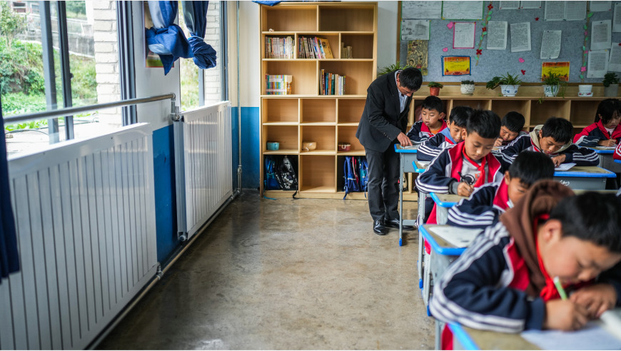 贵州水城：高原学校的冬天，孩子们在温暖中度过