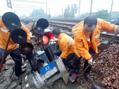 京广、京九铁路遭暴雨影响，最新信息：将晚点或停运！