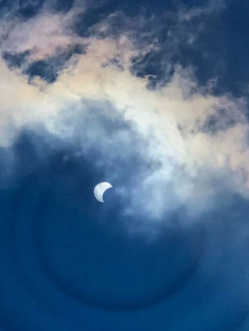 在“天狗吃太阳”之前，先关注一下色球层的壮观景象