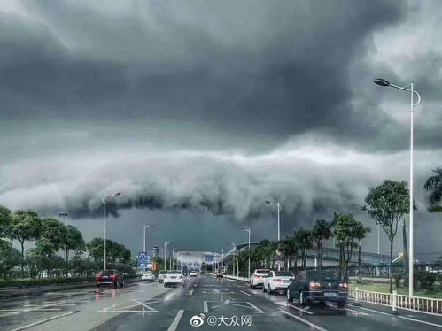 特大暴雨来了：超级暴雨突袭珠海等地，南方暴雨有望迎中场休息