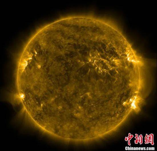 太阳爆发与地球生活：太阳强大耀斑可能带来哪些影响？