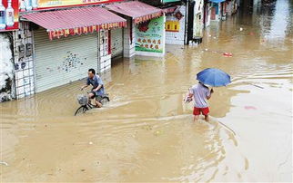 钦州市遭受强降雨引发严重内涝 教育部门被迫暂停多所学校的课程