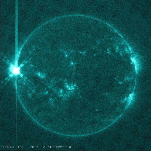 太阳耀斑爆发：其可能对人体健康的影响与防护措施