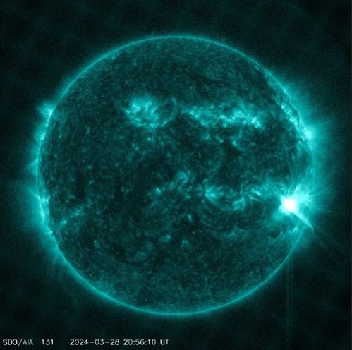 国家空间天气监测预警中心发布X5.8级耀斑信息：备受关注的太阳风暴再次显现