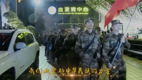 人民不会忘记这群“英雄母亲”，子弟兵更不会忘记