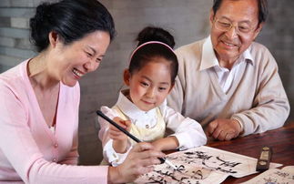 孙女与同学关系紧张，奶奶挺身而出调解纠纷