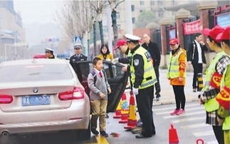 涪陵：守护学生安全的‘护学’交警队伍