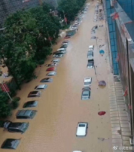 中国洪水预警升级：暴雨已锁定广东广西地区，预计龙舟水即将上演