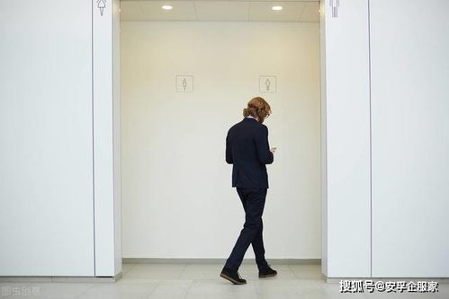 员工因长时间在厕所使用被解雇索赔20万：法院认为员工停留卫生间时间过长致解雇合法