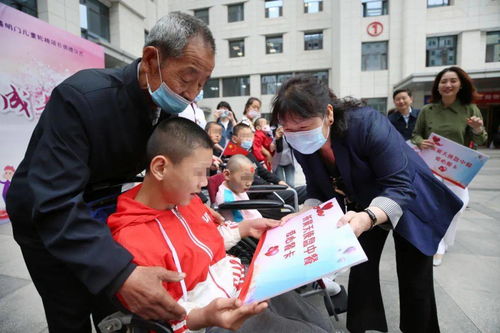 全国助残日当天，特殊儿童在音乐会中献出动人掌声