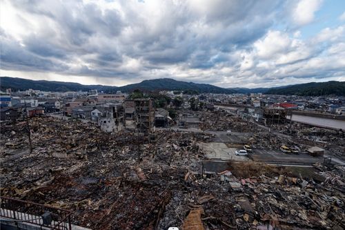 日本石川县能登半岛地震造成重大伤亡，死伤人数超过260人