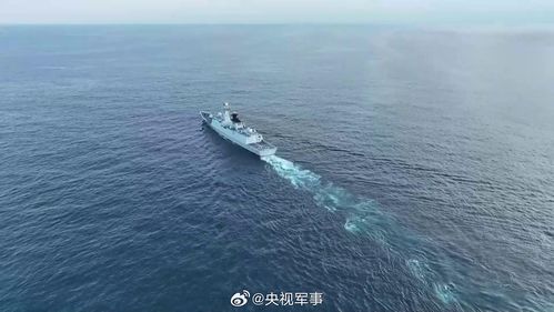 东部战区部署大规模海上行动，多次组织多层次的空中、水面联合训练。