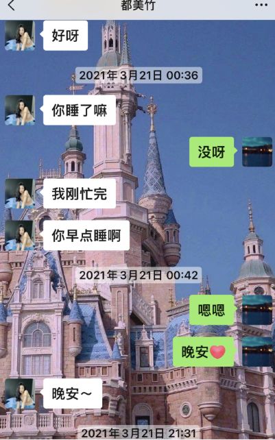 大热续集：续集女主角 VS 首部女主角 - 唇色、外貌差距清晰可见

大热续集：全新女主角 VS 首部女主角的精彩对决 - 你会选择谁？