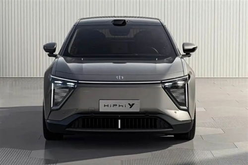 全新 SUV 开市售 14 万，内置冰箱、彩电及沙发，比宋 Plus 竞争力十足！