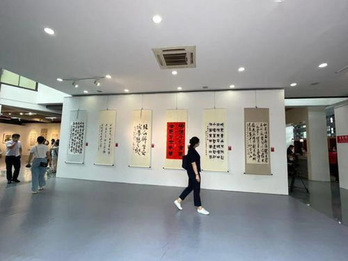 温州市教育局利用实验秀活动为小朋友们展示生动的科学知识