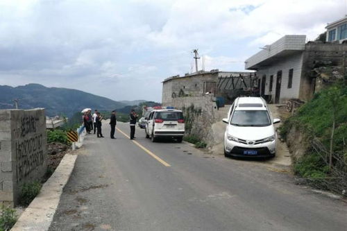 吉林某黑土产区大面积开发征用后，400余户村民仍未入住安置房，当地政府需妥善解决此问题