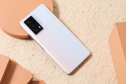 小米Redmi K80 Pro手机或配备3X长焦及超声波指纹识别技术