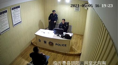 豪华品牌宝马闯警冲卡，警方迅速将其抓获