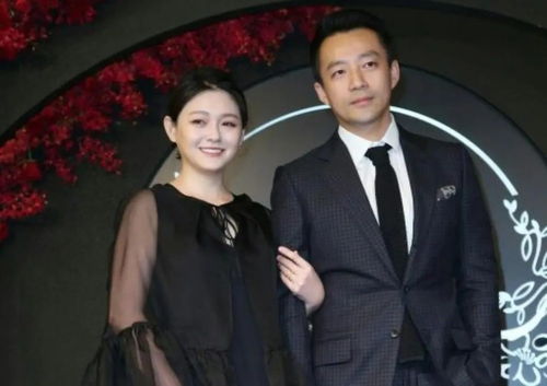 大S疑似婚变？网曝：删涉2年婚姻艰难继续的动态