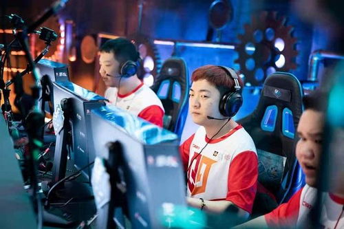 Faker：回忆11年的传奇之路，荣誉与感激交织心间