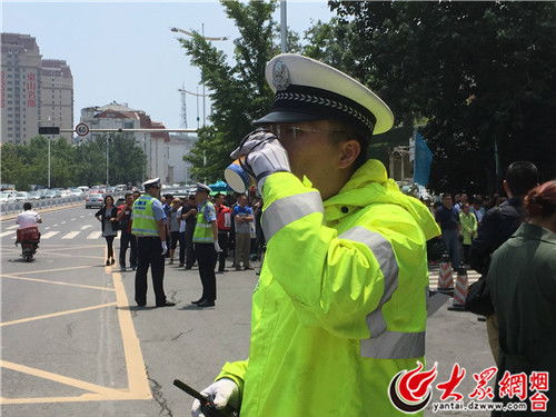 挑战九个家庭的最高压力：【直击高考】最后一科，孩子即将走出考场