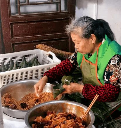 如何科学饮食，让端午节的美味与健康并存？营养科医生为你提供解答