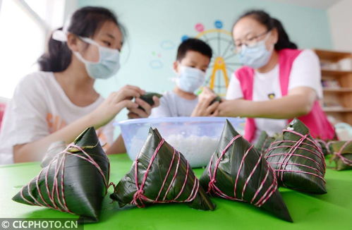 精良工艺制作，只为孩子们的快乐端午节——孩子们欢乐包粽子活动