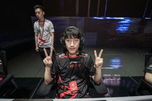 Faker：全球BO3表现力让人赞叹的LPL选手Chovy的失利体验

优化后： Faker：对LPL全球BO3的精彩表现令人惊叹的对手Chovy，一次难忘的失败经历