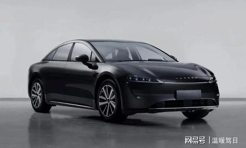 华为和奇瑞携手打造全新高性能SUV——智界R7，余承东亲临发布会，诠释超越豪华品牌的承诺。