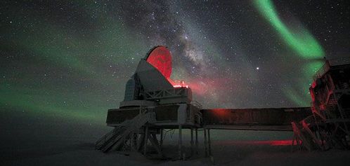 韦布称宇宙早期星系中可能存在碳，这是科学的重大突破之一