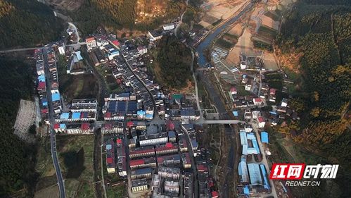 强降雨致湖南资兴八面山瑶族乡出现人员伤亡 当地正排查救援