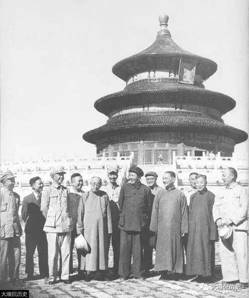 1949年：毛泽东在香山的红色记忆与伟大决策