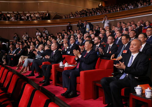 习近平向普京祝贺建交75周年，开启两国友好合作新篇章