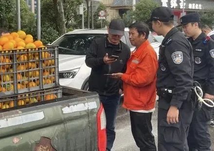 长沙坡子街派出所凌晨3点仍有游客涌入，网友称警察能否及时应对？