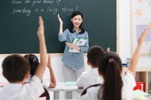 教育局调查：女童被泼开水事件，孩子的治疗方案及父母的担忧