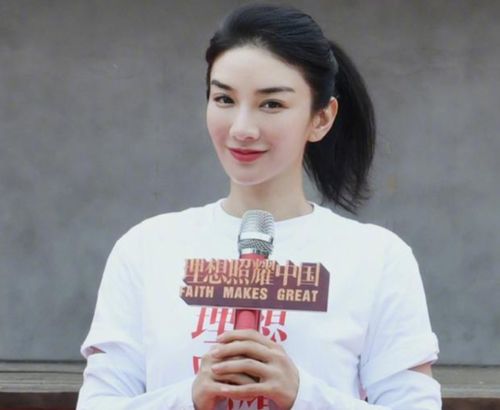 杨子大女儿发声，揭露节目中的片面性，并向父亲表达爱意与支持