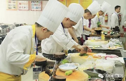 互联网专家：一场独特的美食竞赛 - 厨师秀技能与家长评委的互动
家庭娱乐新趋势：厨房达人比拼烹饪技能 - 厨师秀技能家教大赛