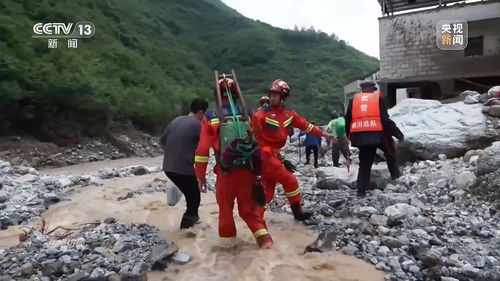 激流中挺身而出：涟源一老师智勇救下不慎落水的孩子