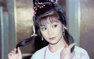 将黄蓉与翁美玲、周迅和庄达菲等多位知名女演员比一比，发现差距真大