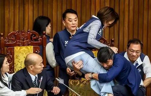 韩国政治波动：执政党领导人判刑总统或被弹劾，局势动荡