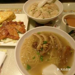 探寻香港美食：那些让你惊艳的‘牛’餐厅体验