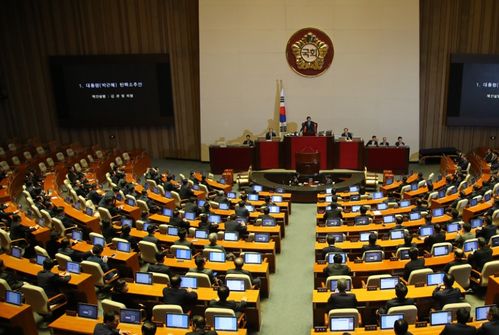 韩国国会以重大决定案：紧急逮捕尹锡悦